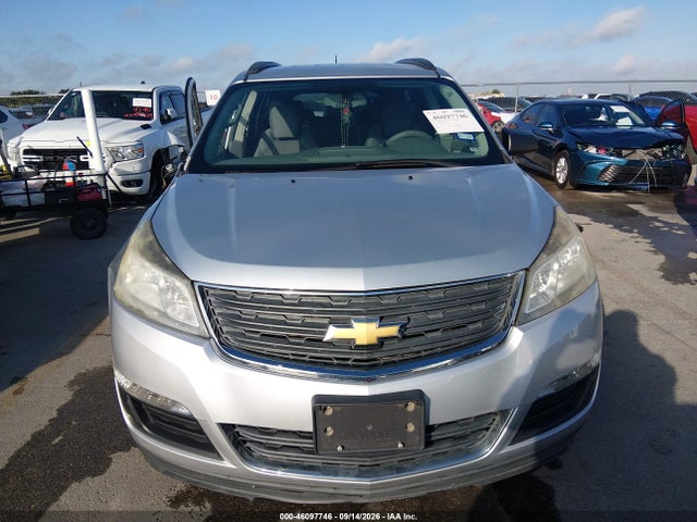 46097746 :رقم المزاد ، 1GNKRFEDXHJ350844 vin ، 2017 Chevrolet Traverse Ls مزاد بيع