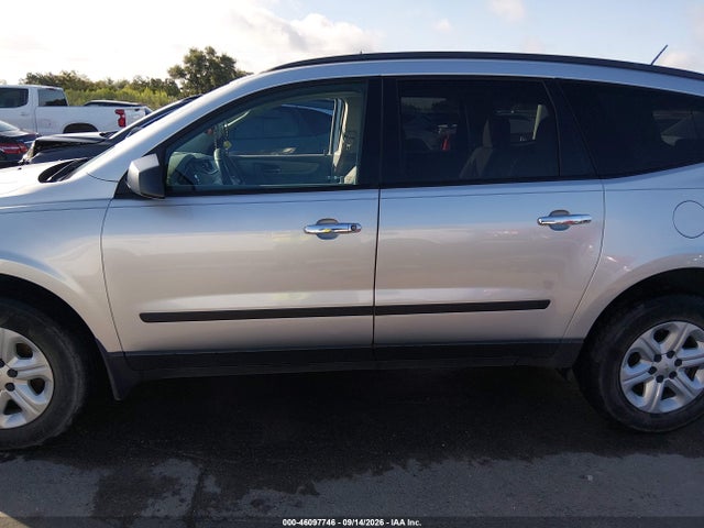 46097746 :رقم المزاد ، 1GNKRFEDXHJ350844 vin ، 2017 Chevrolet Traverse Ls مزاد بيع