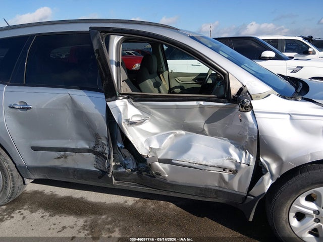 46097746 :رقم المزاد ، 1GNKRFEDXHJ350844 vin ، 2017 Chevrolet Traverse Ls مزاد بيع
