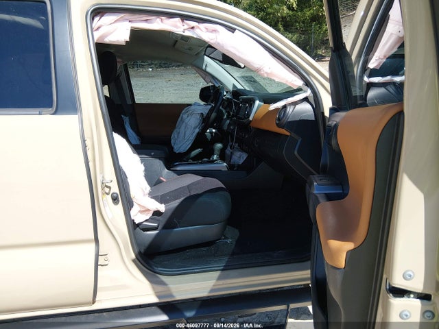Продаж на аукціоні авто 2018 Toyota Tacoma Sr5 V6, vin: 3TMAZ5CN8JM076594, номер лоту: 46097777