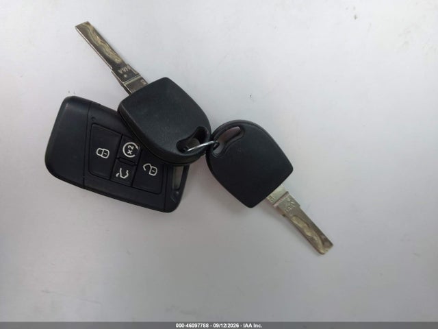 3VWE57BU2KM125028 Volkswagen Jetta 1.4t Sel