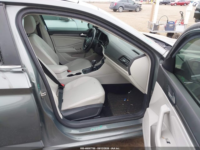 3VWE57BU2KM125028 Volkswagen Jetta 1.4t Sel
