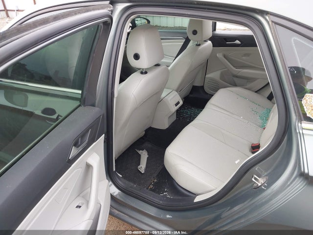 3VWE57BU2KM125028 Volkswagen Jetta 1.4t Sel
