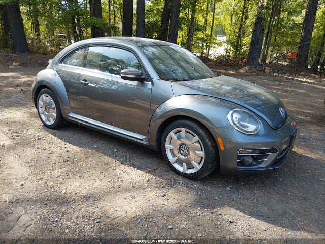 2018 Volkswagen Beetle 2.0t Se მანქანა იყიდება აუქციონზე, vin: 3VWJD7AT5JM726779, აუქციონის ნომერი: 46097801