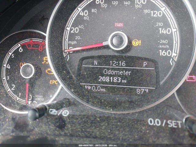 46097801 :رقم المزاد ، 3VWJD7AT5JM726779 vin ، 2018 Volkswagen Beetle 2.0t Se مزاد بيع