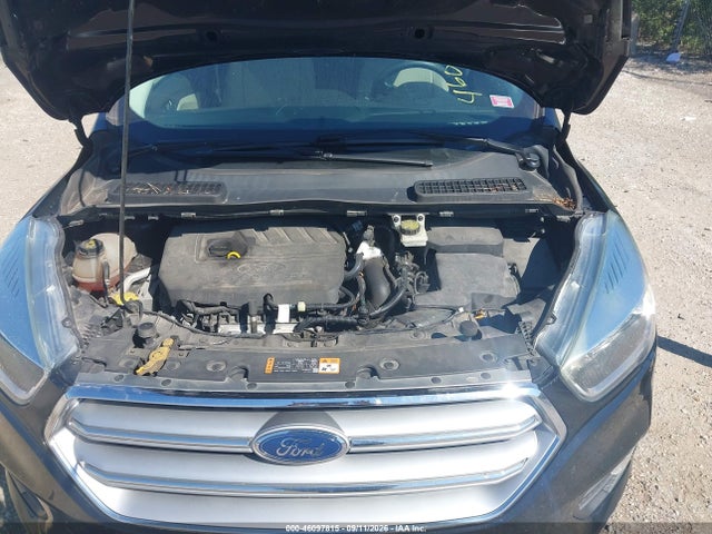 46097815 :رقم المزاد ، 1FMCU9GD5HUB05759 vin ، 2017 Ford Escape Se مزاد بيع