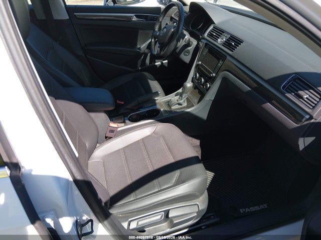 Aukcja sprzedaży 2017 Volkswagen Passat 1.8t Se, vin: 1VWBT7A36HC048689, numer aukcji: 46097818
