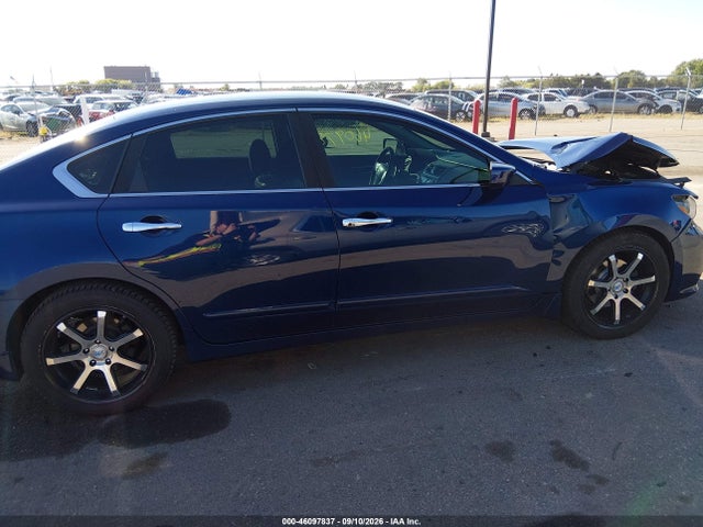 46097837 :رقم المزاد ، 1N4AL3AP9GC269749 vin ، 2016 Nissan Altima 2.5 Sr مزاد بيع