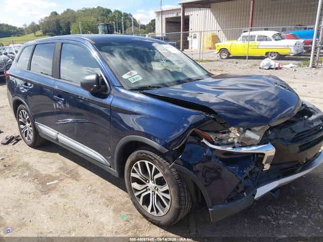 Продажа на аукционе авто 2017 Mitsubishi Outlander Es, vin: JA4AD2A3XHZ030041, номер лота: 46097840