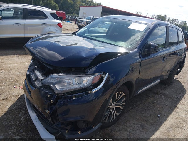 Продажа на аукционе авто 2017 Mitsubishi Outlander Es, vin: JA4AD2A3XHZ030041, номер лота: 46097840