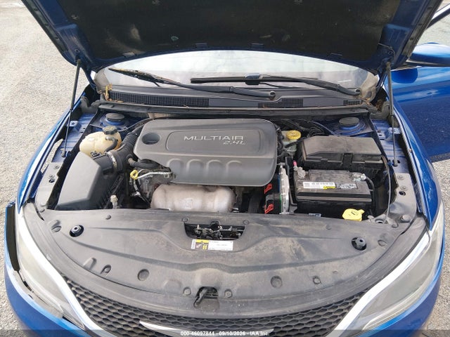 2015 Chrysler 200 Limited მანქანა იყიდება აუქციონზე, vin: 1C3CCCAB5FN662291, აუქციონის ნომერი: 46097844