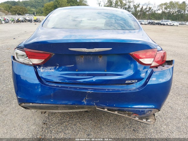 2015 Chrysler 200 Limited მანქანა იყიდება აუქციონზე, vin: 1C3CCCAB5FN662291, აუქციონის ნომერი: 46097844