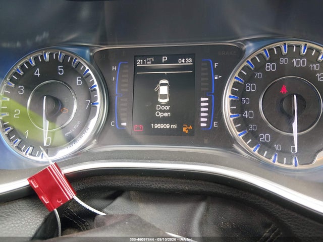 2015 Chrysler 200 Limited მანქანა იყიდება აუქციონზე, vin: 1C3CCCAB5FN662291, აუქციონის ნომერი: 46097844