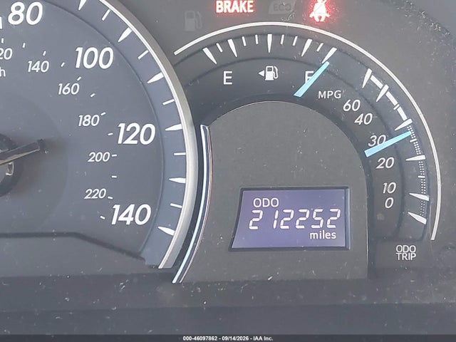46097862 :رقم المزاد ، 4T1BF1FKXCU173376 vin ، 2012 Toyota Camry Le مزاد بيع
