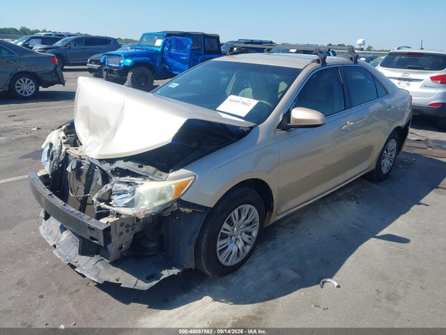 46097862 :رقم المزاد ، 4T1BF1FKXCU173376 vin ، 2012 Toyota Camry Le مزاد بيع