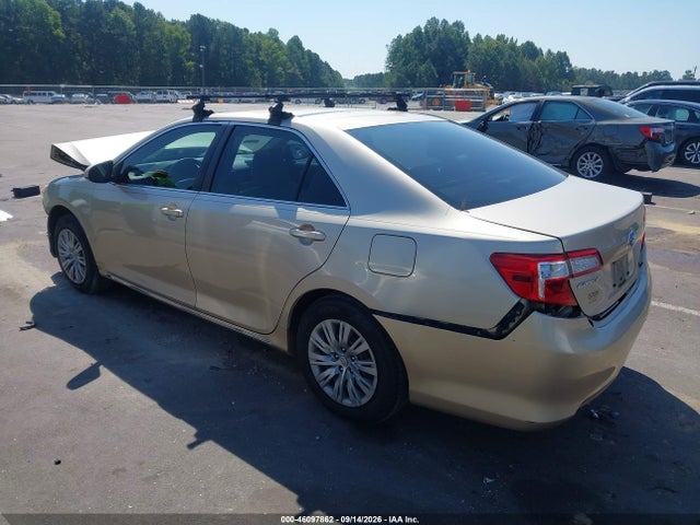 46097862 :رقم المزاد ، 4T1BF1FKXCU173376 vin ، 2012 Toyota Camry Le مزاد بيع