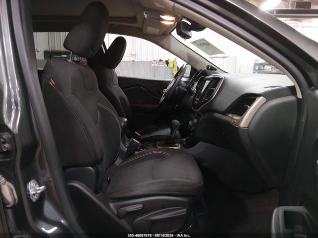 Auction sale of the 2016 Jeep Cherokee 75th Anniversary, vin: 1C4PJMCS6GW285214, lot number: 46097875