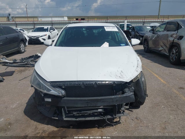 2020 Hyundai Elantra Sel მანქანა იყიდება აუქციონზე, vin: 5NPD84LF9LH622203, აუქციონის ნომერი: 46097889