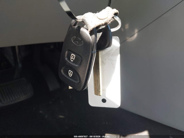 2016 Hyundai Accent Se მანქანა იყიდება აუქციონზე, vin: KMHCT4AE9GU136714, აუქციონის ნომერი: 46097927