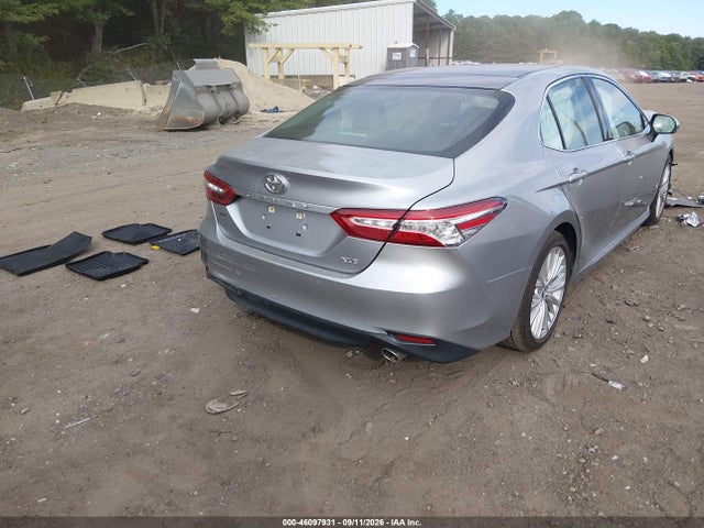 2018 Toyota Camry Xle მანქანა იყიდება აუქციონზე, vin: 4T1B11HKXJU156098, აუქციონის ნომერი: 46097931