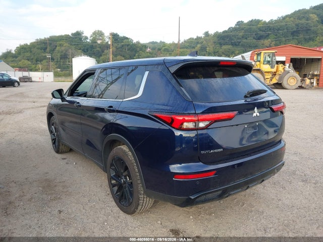 Продажа на аукционе авто 2022 Mitsubishi Outlander, vin: JA4J4UA85NZ066884, номер лота: 46098016