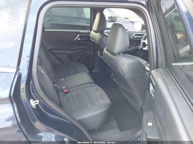 Продажа на аукционе авто 2022 Mitsubishi Outlander, vin: JA4J4UA85NZ066884, номер лота: 46098016