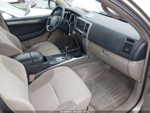 2004 Toyota 4runner Sr5 V6 მანქანა იყიდება აუქციონზე, vin: JTEBU14R040031049, აუქციონის ნომერი: 46098020