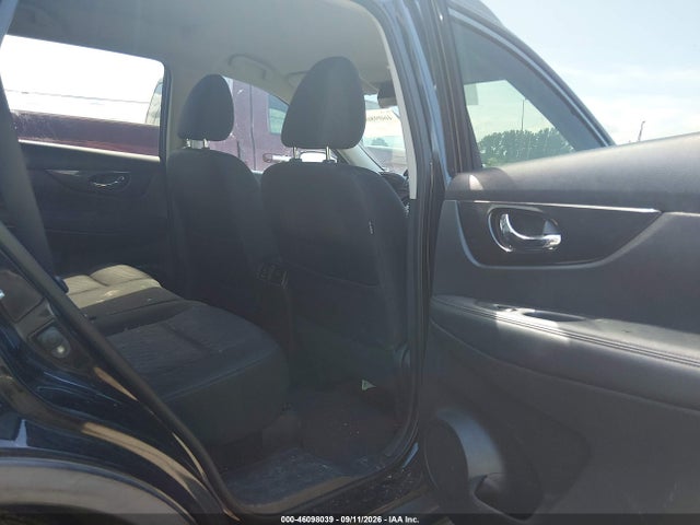 Продаж на аукціоні авто 2018 Nissan Rogue Sv, vin: KNMAT2MV1JP598945, номер лоту: 46098039