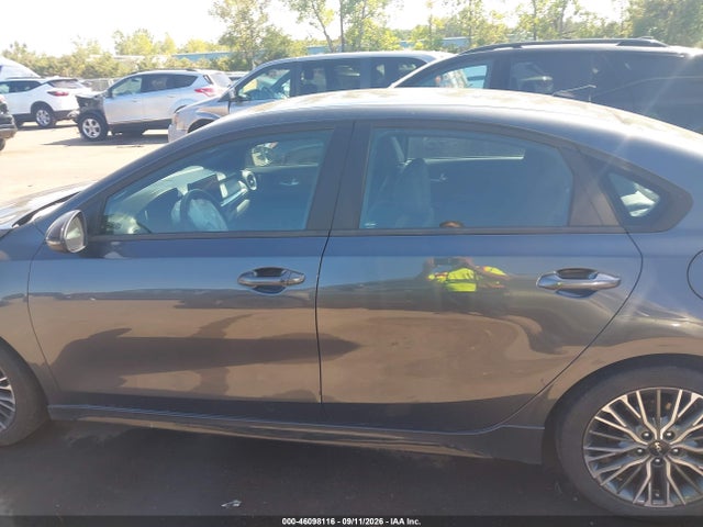 2024 Kia Forte Gt-line მანქანა იყიდება აუქციონზე, vin: 3KPF54AD4RE803869, აუქციონის ნომერი: 46098116
