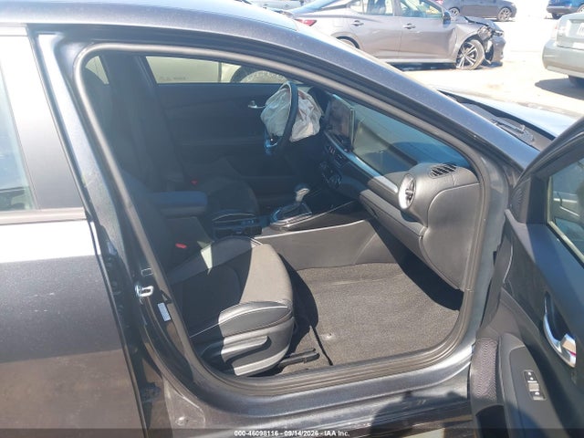 2024 Kia Forte Gt-line მანქანა იყიდება აუქციონზე, vin: 3KPF54AD4RE803869, აუქციონის ნომერი: 46098116