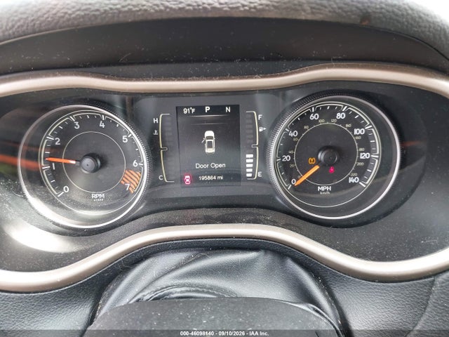 Продаж на аукціоні авто 2015 Jeep Cherokee Latitude, vin: 1C4PJMCB3FW792280, номер лоту: 46098140