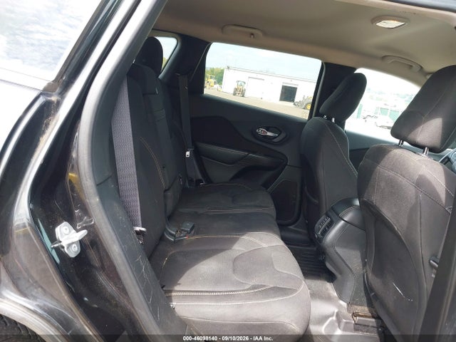 Продаж на аукціоні авто 2015 Jeep Cherokee Latitude, vin: 1C4PJMCB3FW792280, номер лоту: 46098140
