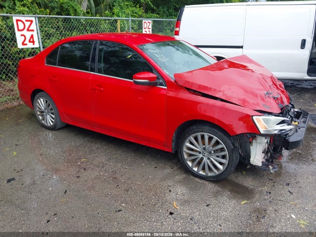 2011 Volkswagen Jetta 2.5l Sel მანქანა იყიდება აუქციონზე, vin: 3VWLX7AJ9BM394099, აუქციონის ნომერი: 46098186