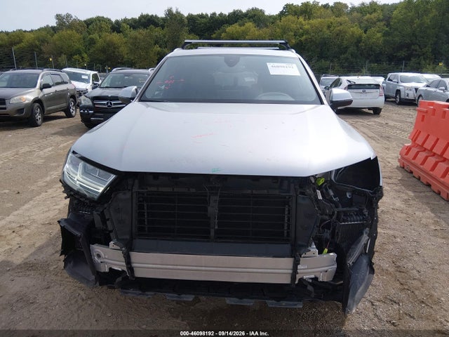 2017 Audi Q7 3.0t Premium მანქანა იყიდება აუქციონზე, vin: WA1LAAF78HD018586, აუქციონის ნომერი: 46098192