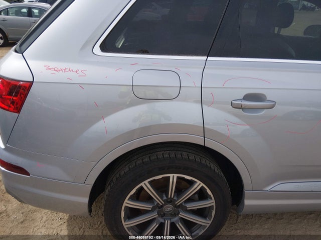 2017 Audi Q7 3.0t Premium მანქანა იყიდება აუქციონზე, vin: WA1LAAF78HD018586, აუქციონის ნომერი: 46098192