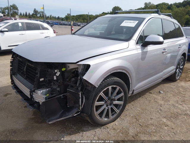 2017 Audi Q7 3.0t Premium მანქანა იყიდება აუქციონზე, vin: WA1LAAF78HD018586, აუქციონის ნომერი: 46098192