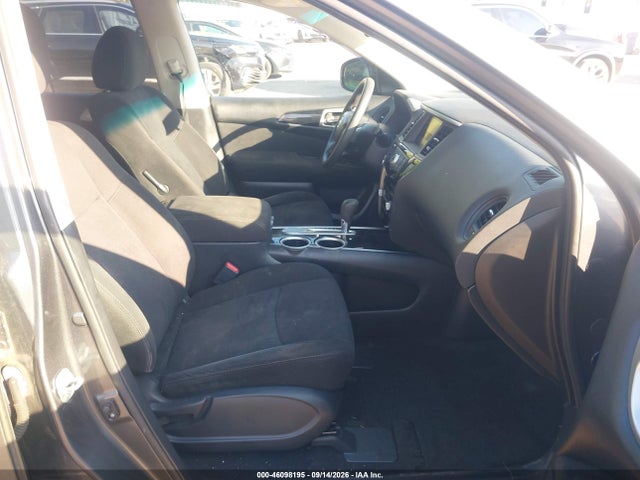 Продажа на аукционе авто 2016 Nissan Pathfinder Platinum/s/sl/sv, vin: 5N1AR2MN6GC601610, номер лота: 46098195