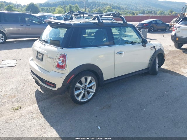 Продаж на аукціоні авто 2012 Mini Cooper S, vin: WMWSV3C57CTY29134, номер лоту: 46098198