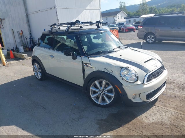 Продаж на аукціоні авто 2012 Mini Cooper S, vin: WMWSV3C57CTY29134, номер лоту: 46098198