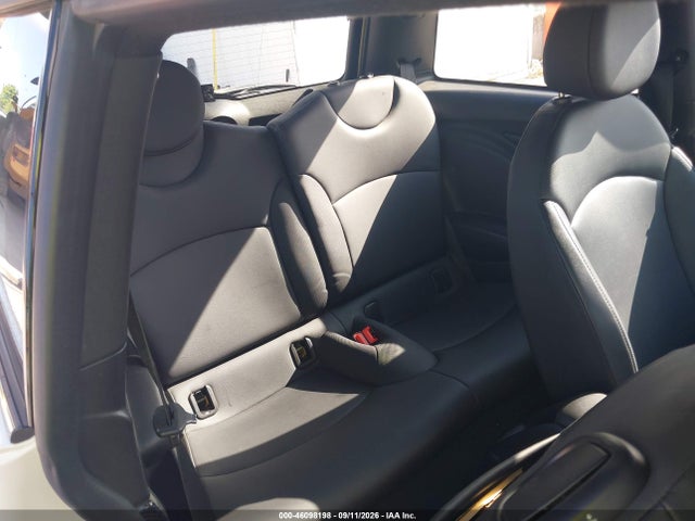 Продаж на аукціоні авто 2012 Mini Cooper S, vin: WMWSV3C57CTY29134, номер лоту: 46098198