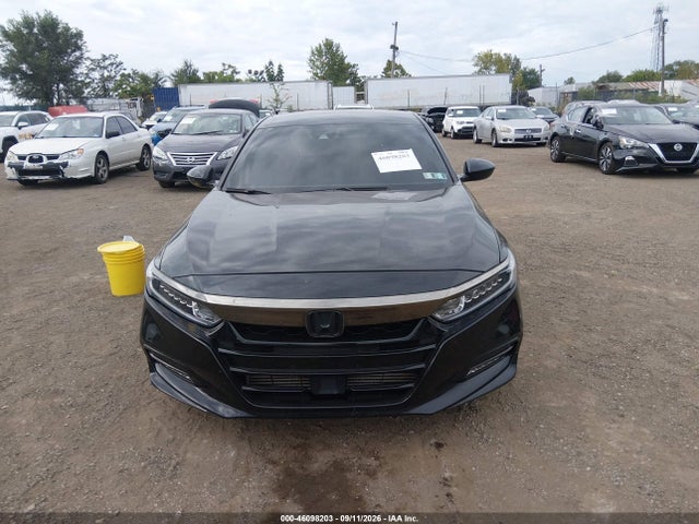 2018 Honda Accord Sport მანქანა იყიდება აუქციონზე, vin: 1HGCV1F34JA174687, აუქციონის ნომერი: 46098203