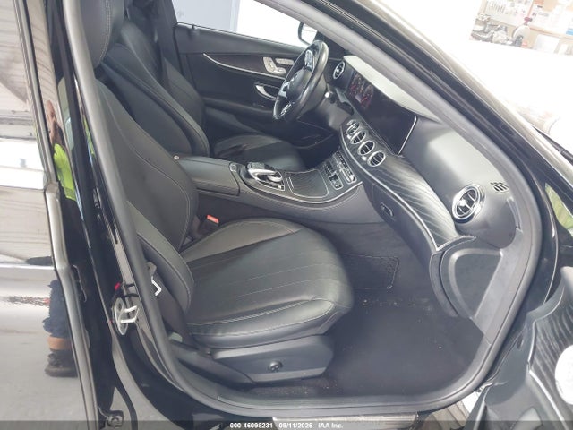 2020 Mercedes-benz E 350 მანქანა იყიდება აუქციონზე, vin: WDDZF8DB7LA752301, აუქციონის ნომერი: 46098231