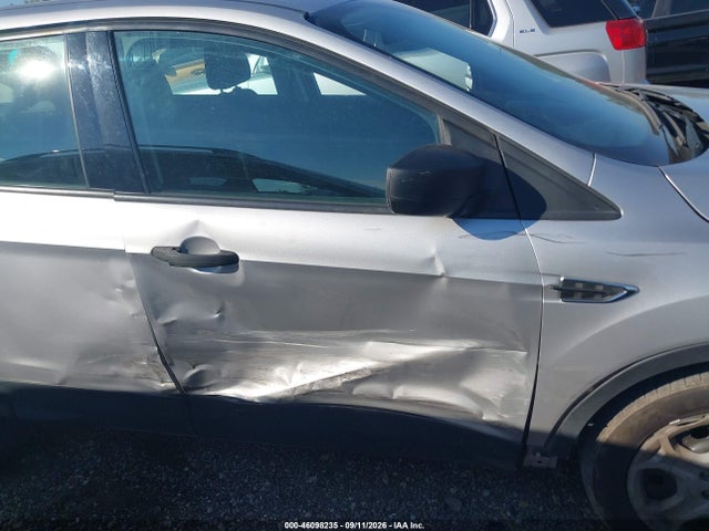Продаж на аукціоні авто 2017 Ford Escape S, vin: 1FMCU0F73HUD24517, номер лоту: 46098235