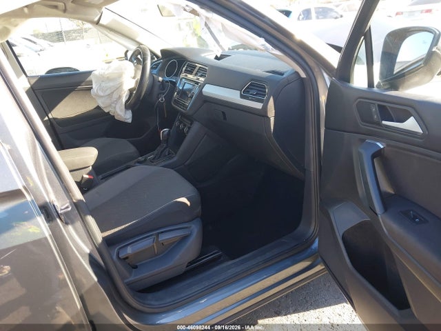 3VV0B7AX8KM111699 Volkswagen Tiguan 2.0t S