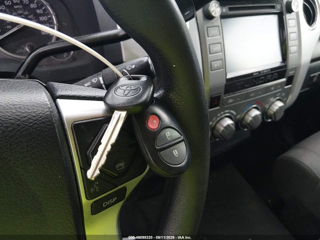 Aukcja sprzedaży 2017 Toyota Tundra Sr5 5.7l V8, vin: 5TFUY5F10HX618946, numer aukcji: 46098320