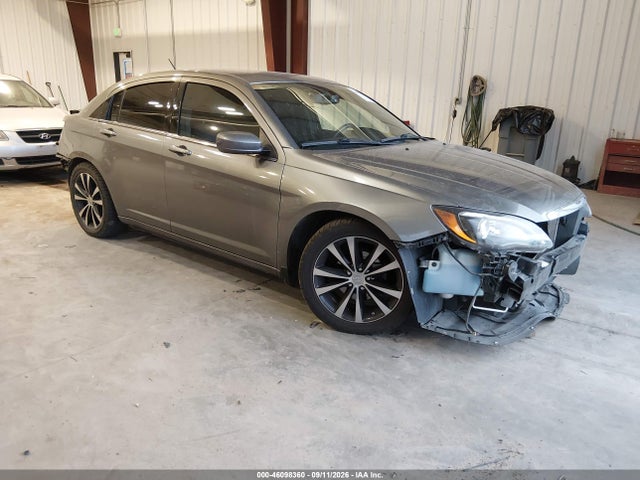 Продаж на аукціоні авто 2012 Chrysler 200 S, vin: 1C3CCBHG1CN307206, номер лоту: 46098360