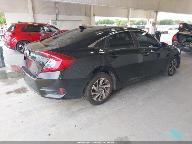 Продаж на аукціоні авто 2018 Honda Civic Ex, vin: 2HGFC2F77JH543605, номер лоту: 46098393