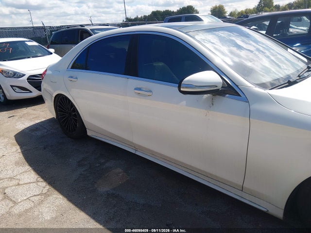 46098409 :رقم المزاد ، WDDUG8FB0EA068701 vin ، 2014 Mercedes-benz S 550 4matic مزاد بيع