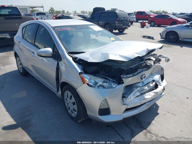 Продаж на аукціоні авто 2012 Toyota Prius C One, vin: JTDKDTB33C1015614, номер лоту: 46098424