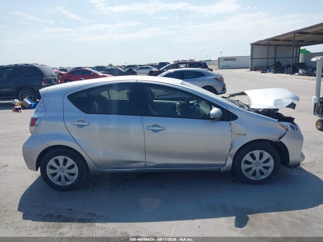 Продаж на аукціоні авто 2012 Toyota Prius C One, vin: JTDKDTB33C1015614, номер лоту: 46098424